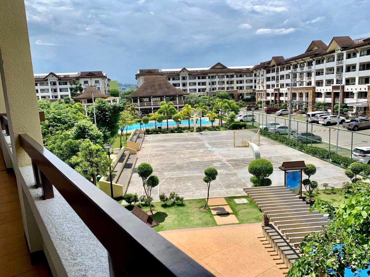 Alles One Oasis Condo Davao Near Sm Mall With Wifi Luaran gambar