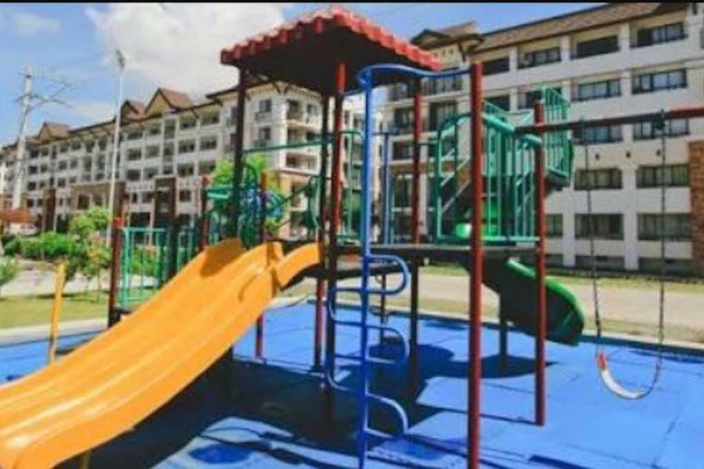 Alles One Oasis Condo Davao Near Sm Mall With Wifi Luaran gambar